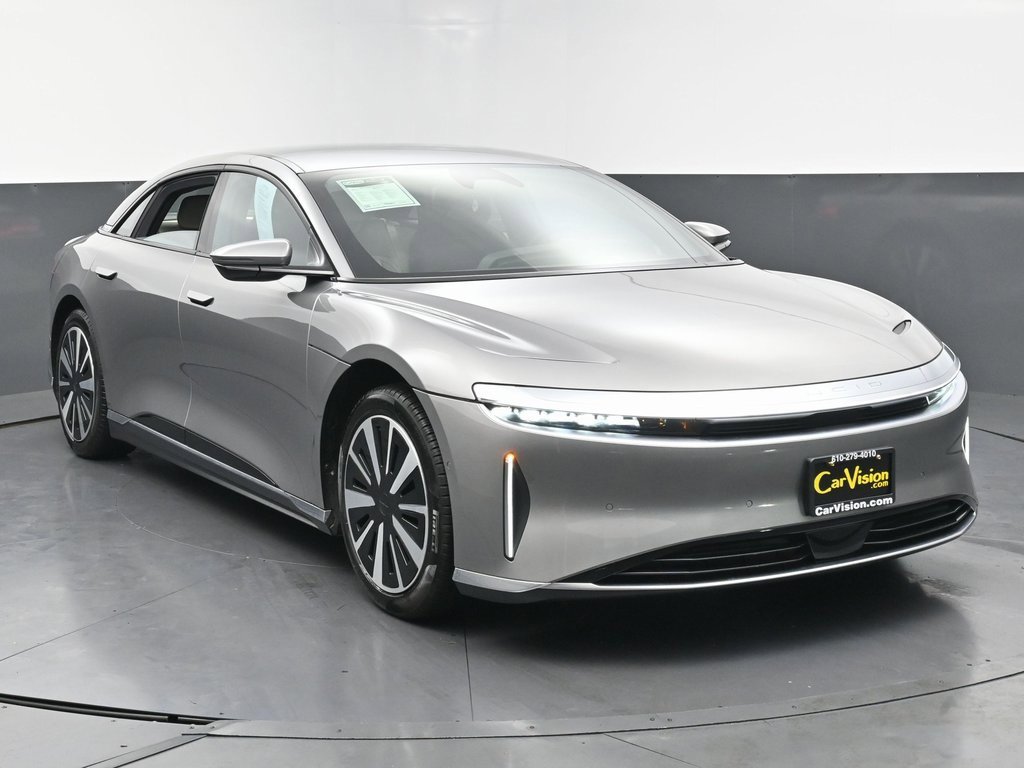 Used 2024 Lucid Air Touring image 2