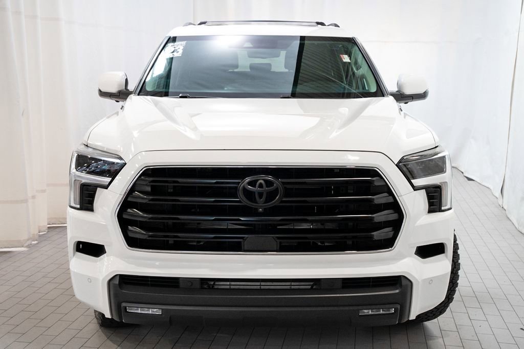 Used 2023 Toyota Sequoia SR5 w/ SR5 Premium Package AWD/4WD image 2
