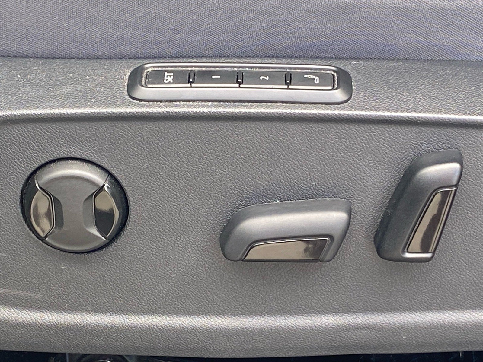 Certified 2023 Volkswagen ID.4 Pro S AWD/4WD image 10