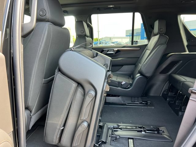 New 2026 Chevrolet Tahoe High Country w/ Sun And Tow Package AWD/4WD image 45