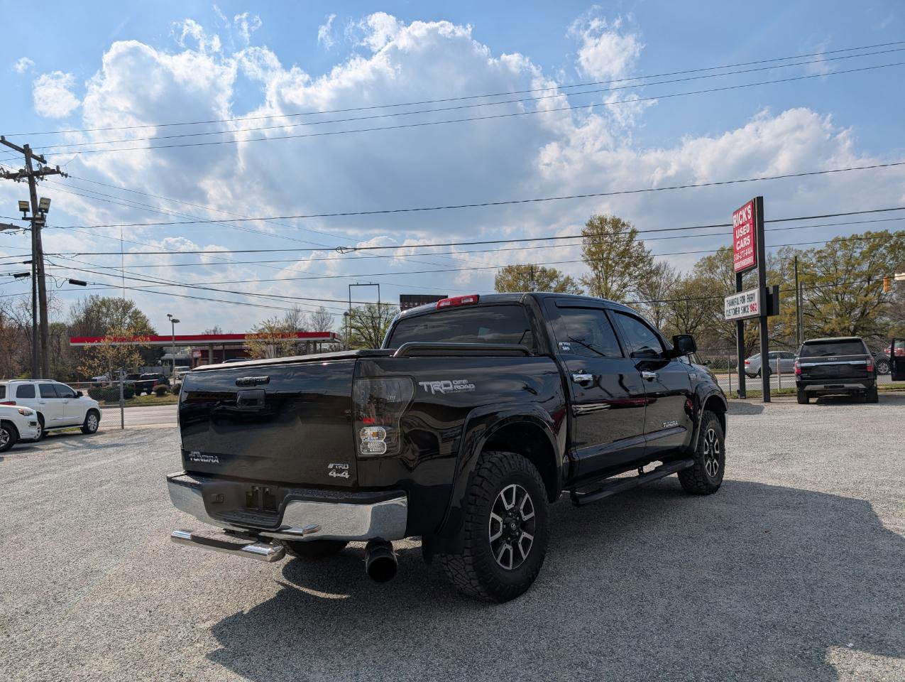 Used 2013 Toyota Tundra 4x4 CrewMax w/ TRD Off-Road Pkg image 7