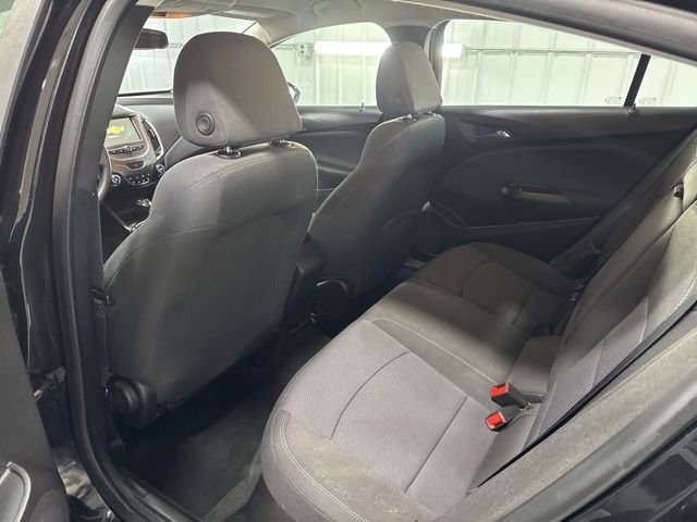 Used 2018 Chevrolet Cruze LT image 8