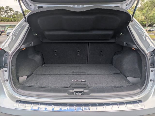 Used 2021 Nissan Rogue Sport SV FWD image 13