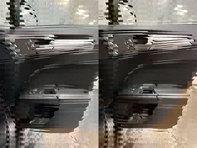 Used 2019 Ford Fusion SE image 23