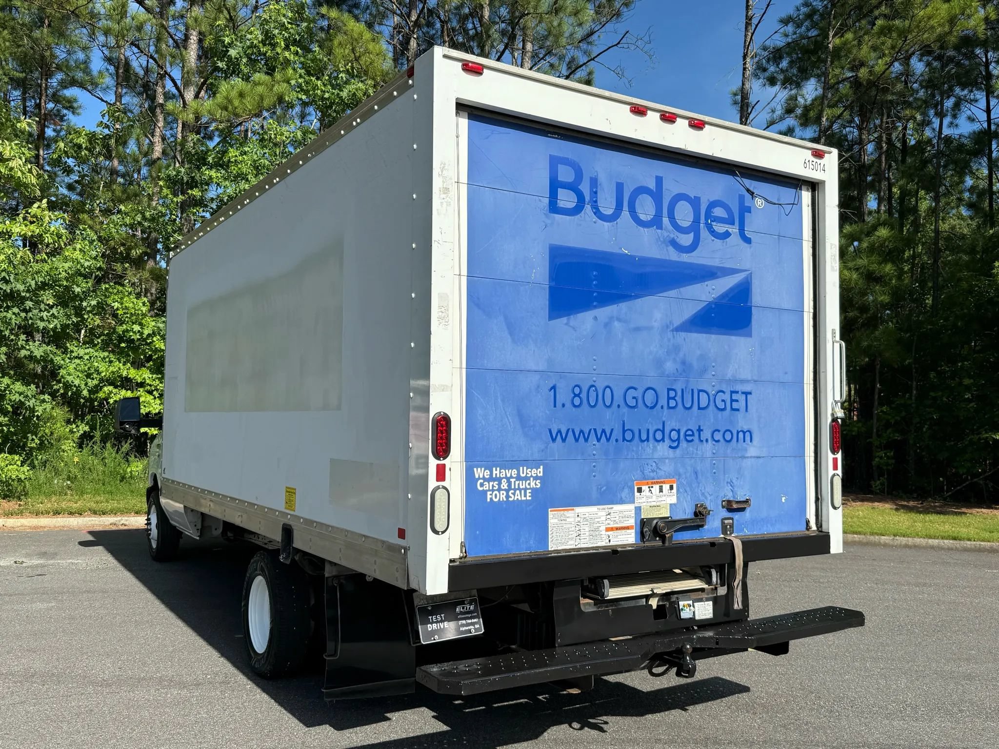 Used 2016 Ford E-350 and Econoline 350 Super Duty RWD image 6