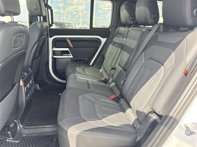 Used 2022 Land Rover Defender 110 X-Dynamic SE image 23