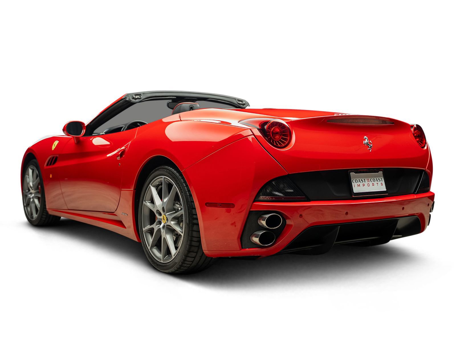 Used 2013 Ferrari California RWD image 3