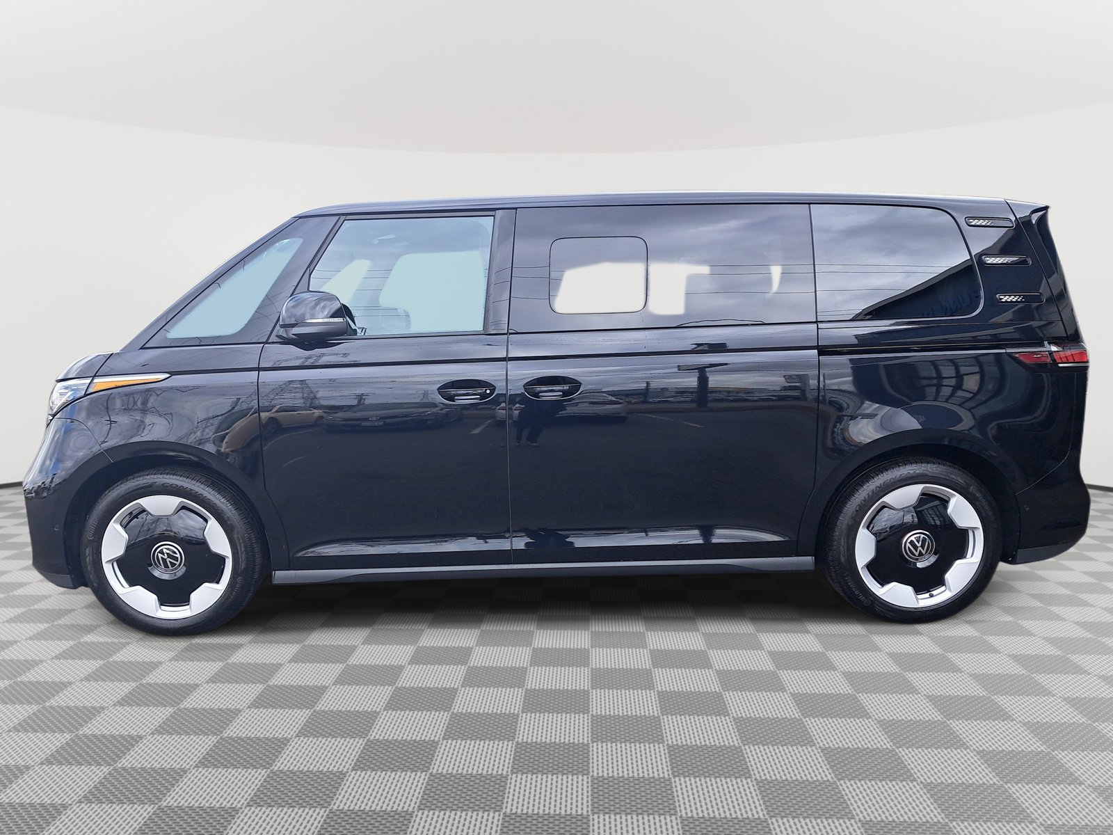 New 2025 Volkswagen ID. Buzz Pro S image 9