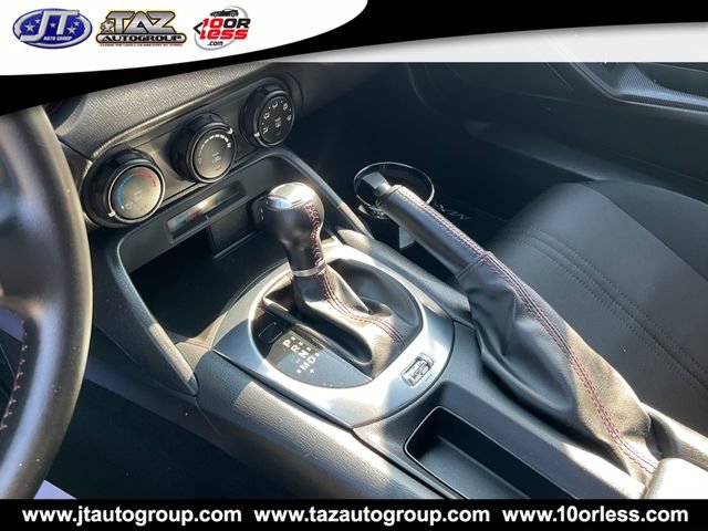 Used 2016 MAZDA MX-5 Miata Sport RWD image 16