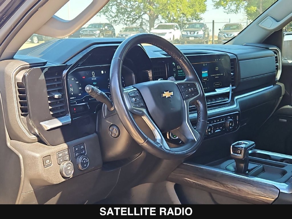 Used 2022 Chevrolet Silverado 1500 LTZ w/ LTZ Convenience Package II AWD/4WD image 13