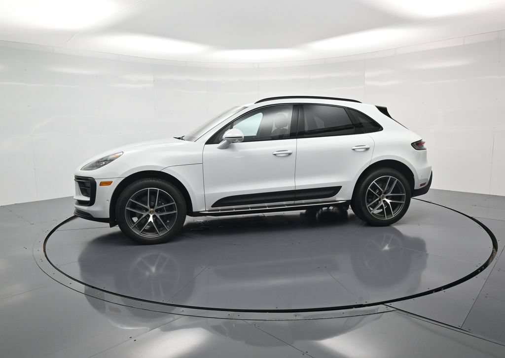 Certified 2026 Porsche Macan Turbo AWD/4WD image 2