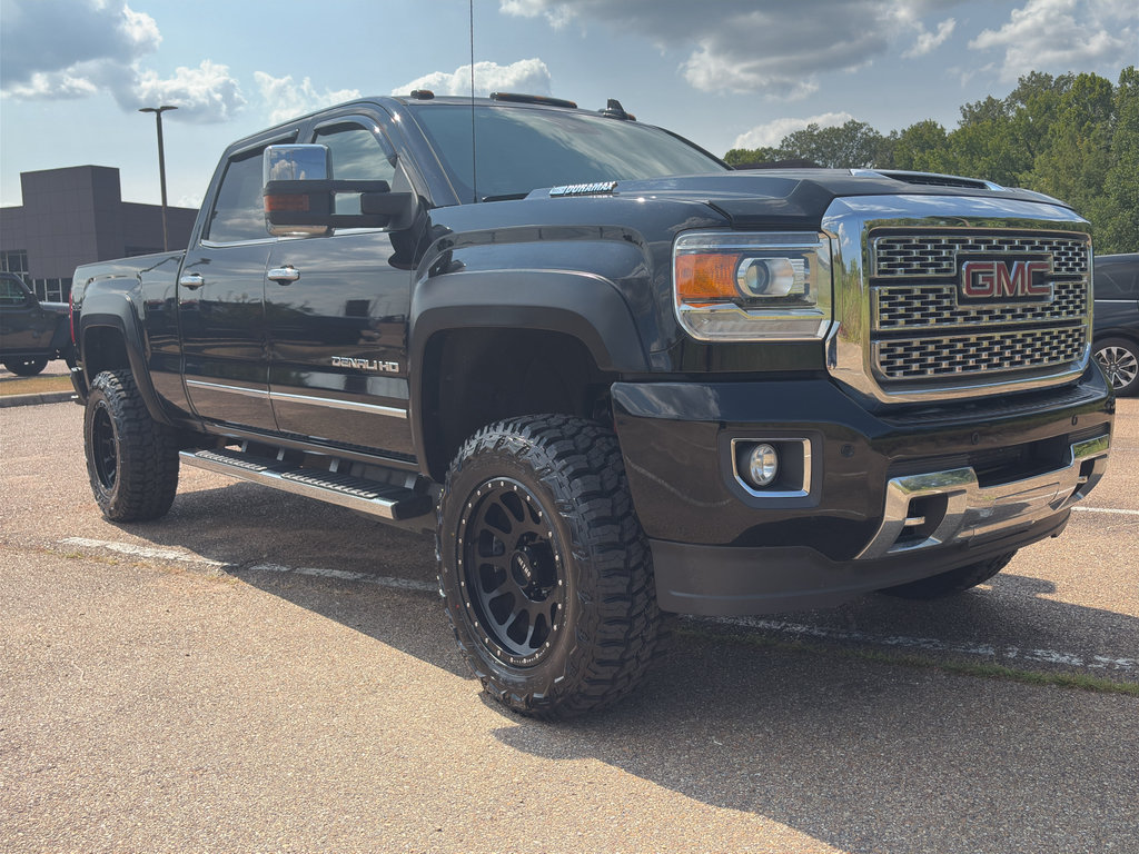 Used 2019 GMC Sierra 2500 Denali w/ Duramax Plus Package
