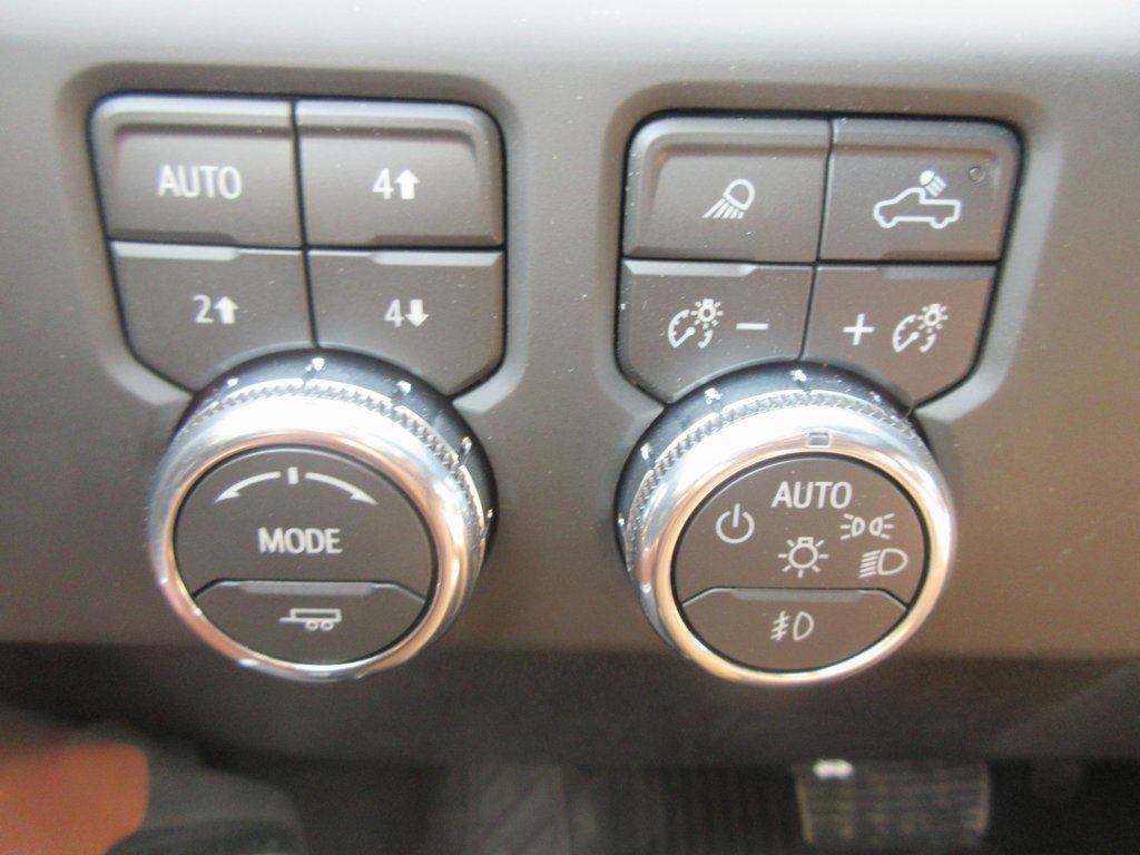 New 2026 GMC Sierra 3500 Denali Ultimate image 18