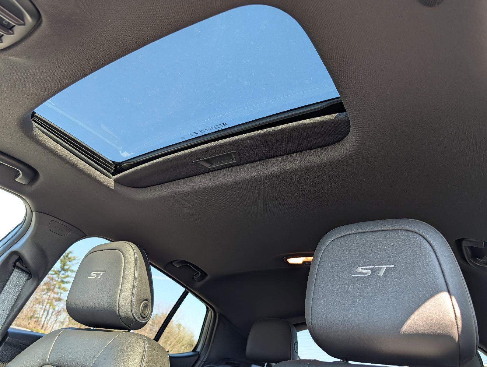 Certified 2024 Buick Envista Sport Touring w/ Convenience I Package FWD image 12