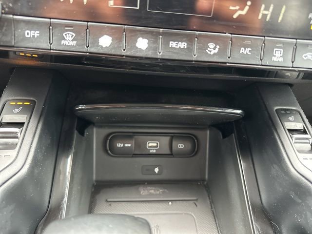 Used 2020 Kia Telluride SX w/ SX Prestige Package image 39