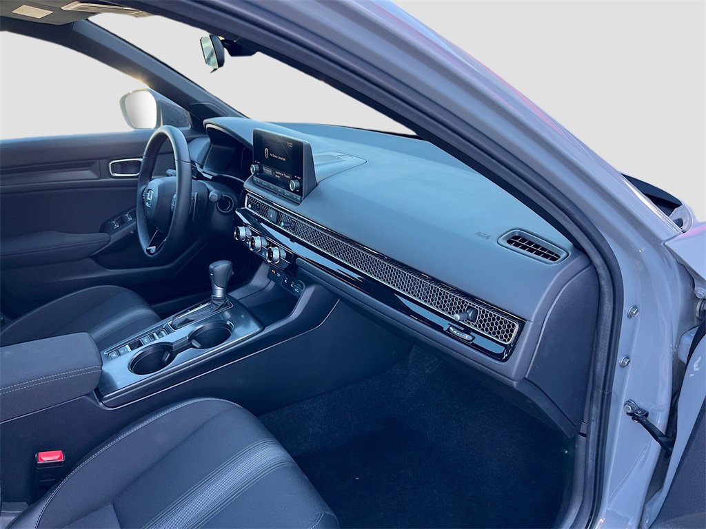 Used 2025 Honda Civic Sport image 26