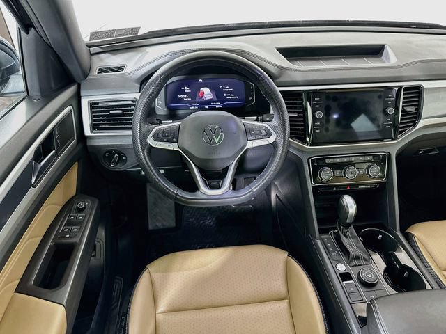 Certified 2023 Volkswagen Atlas Cross Sport SEL R-Line AWD/4WD image 24