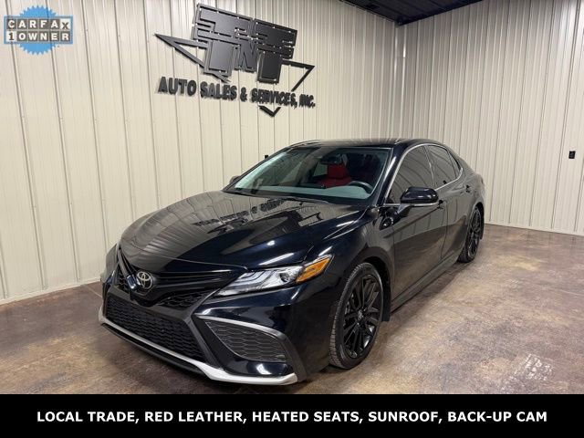 Used 2021 Toyota Camry XSE image 1