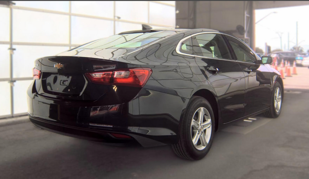 Used 2023 Chevrolet Malibu LS w/ Driver Confidence Package FWD image 5