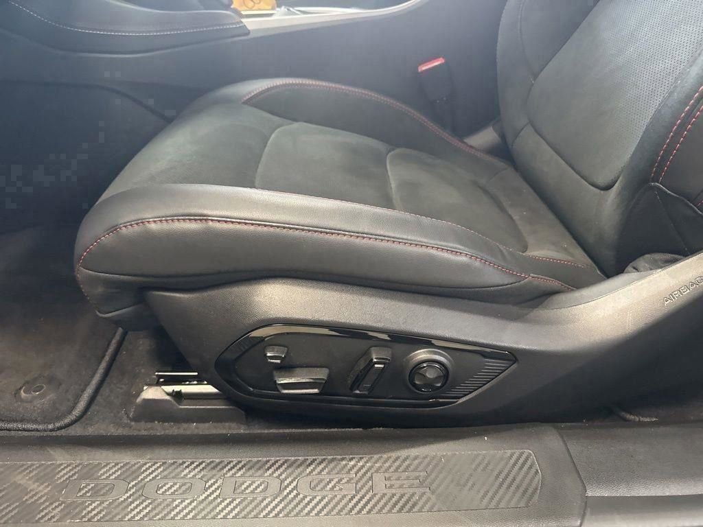 Used 2025 Dodge Charger R/T Scat Pack w/ Track Pack image 15