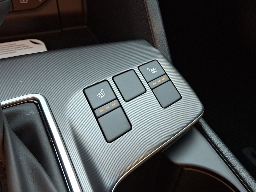 New 2026 Kia Sportage EX FWD image 13