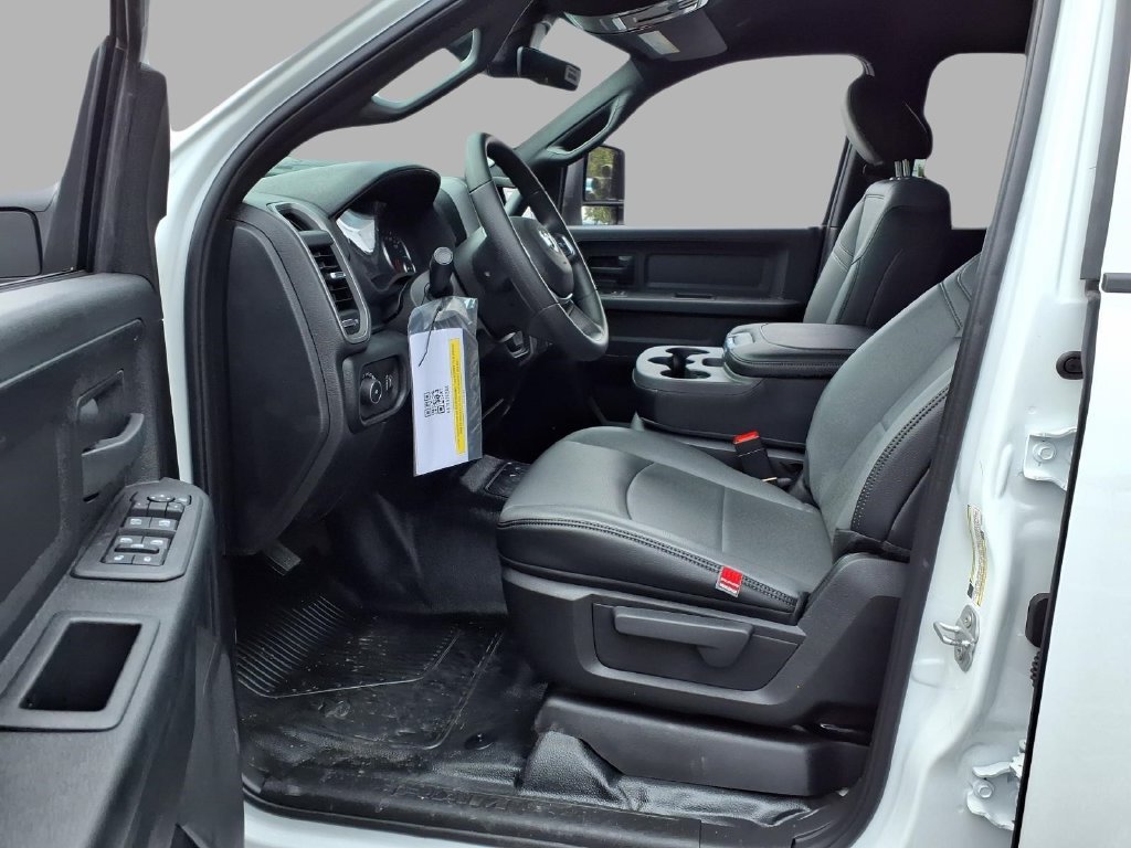 New 2027 RAM 3500 Tradesman AWD/4WD image 19