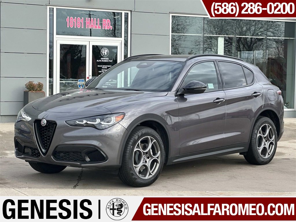 New 2025 Alfa Romeo Stelvio Sprint w/ Convenience Package