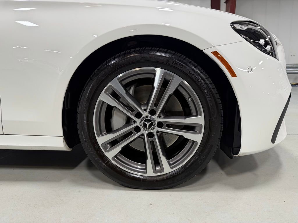 Used 2023 Mercedes-Benz E 350 4MATIC Sedan image 16