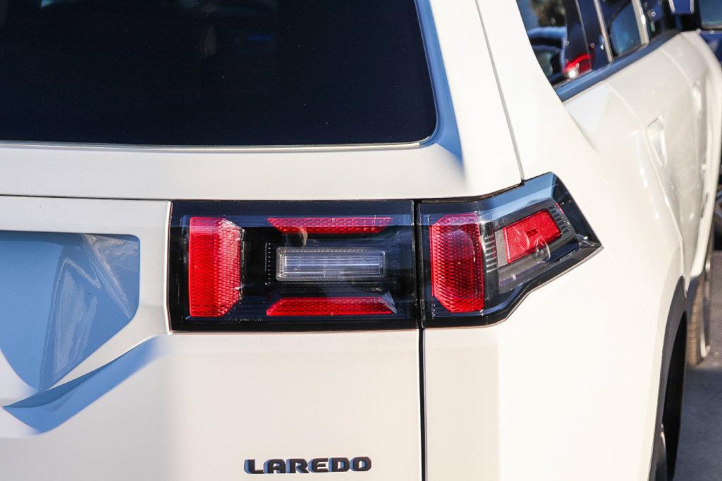 New 2026 Jeep Cherokee Laredo AWD/4WD image 10