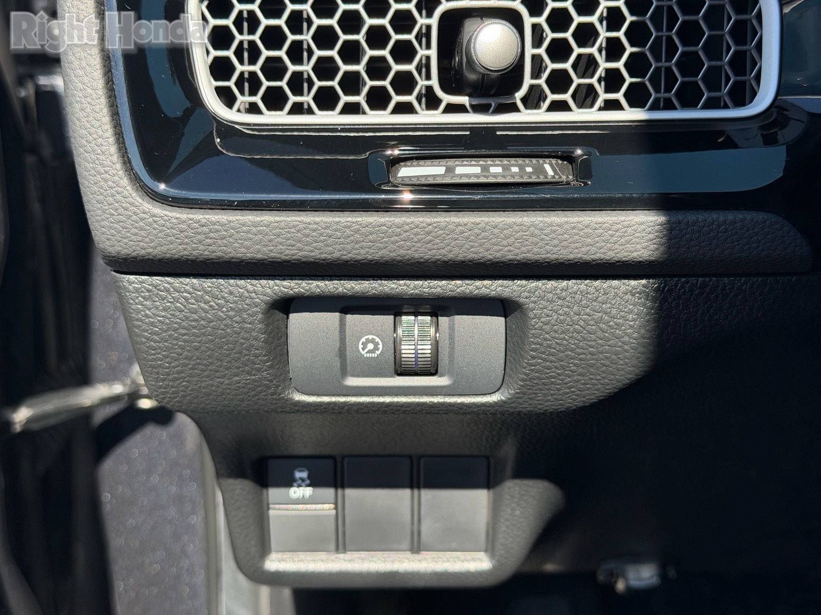 Used 2025 Honda Civic Sport Touring image 19