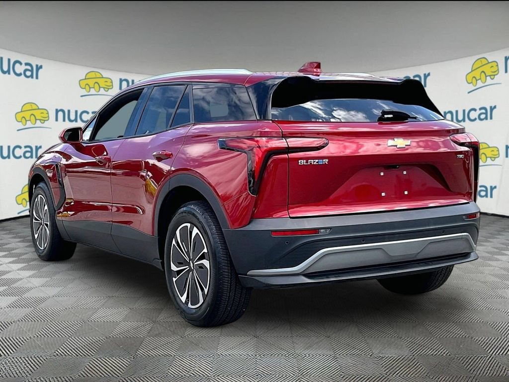 Used 2024 Chevrolet Blazer EV LT AWD/4WD image 4