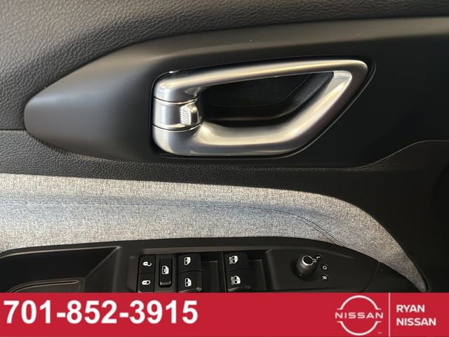 Used 2024 Jeep Compass Latitude image 28