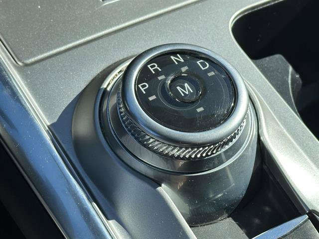 Used 2020 Ford Explorer XLT w/ Equipment Group 202A image 21