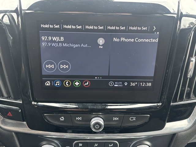 Used 2022 Chevrolet Traverse LT image 27