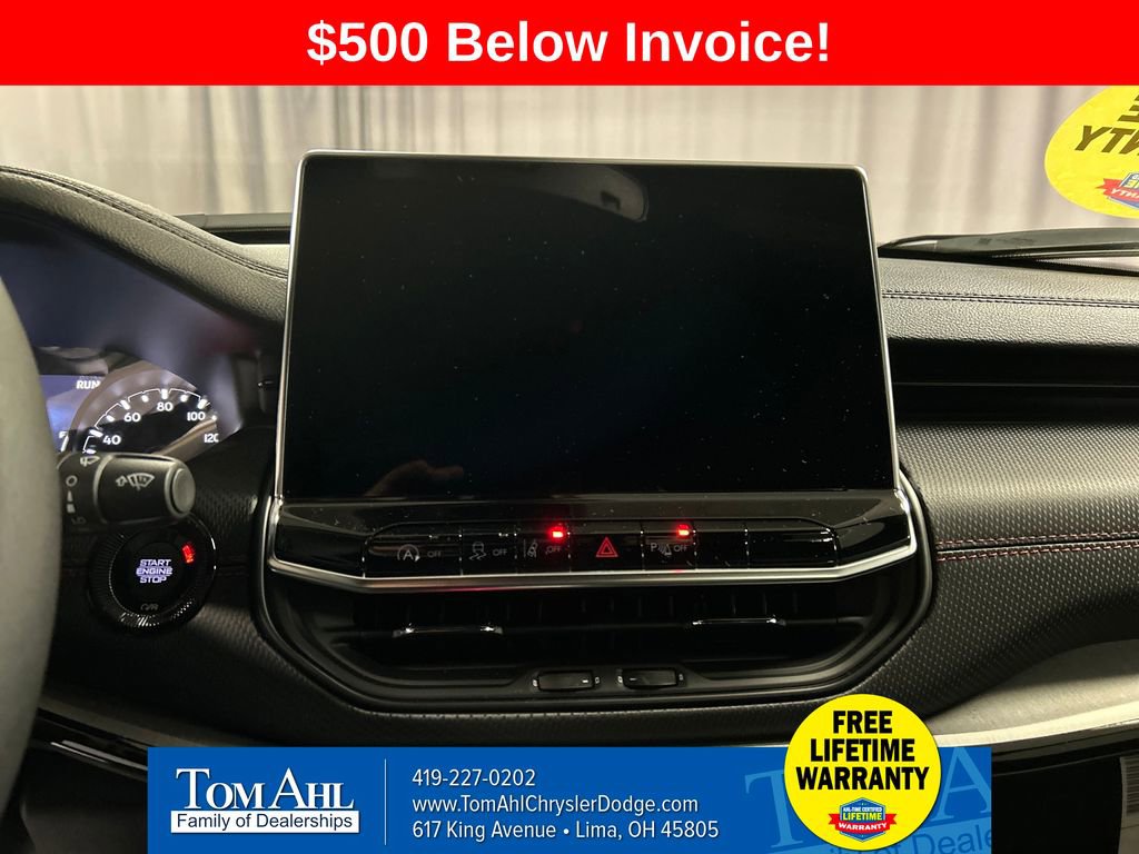 New 2026 Jeep Compass Trailhawk image 15