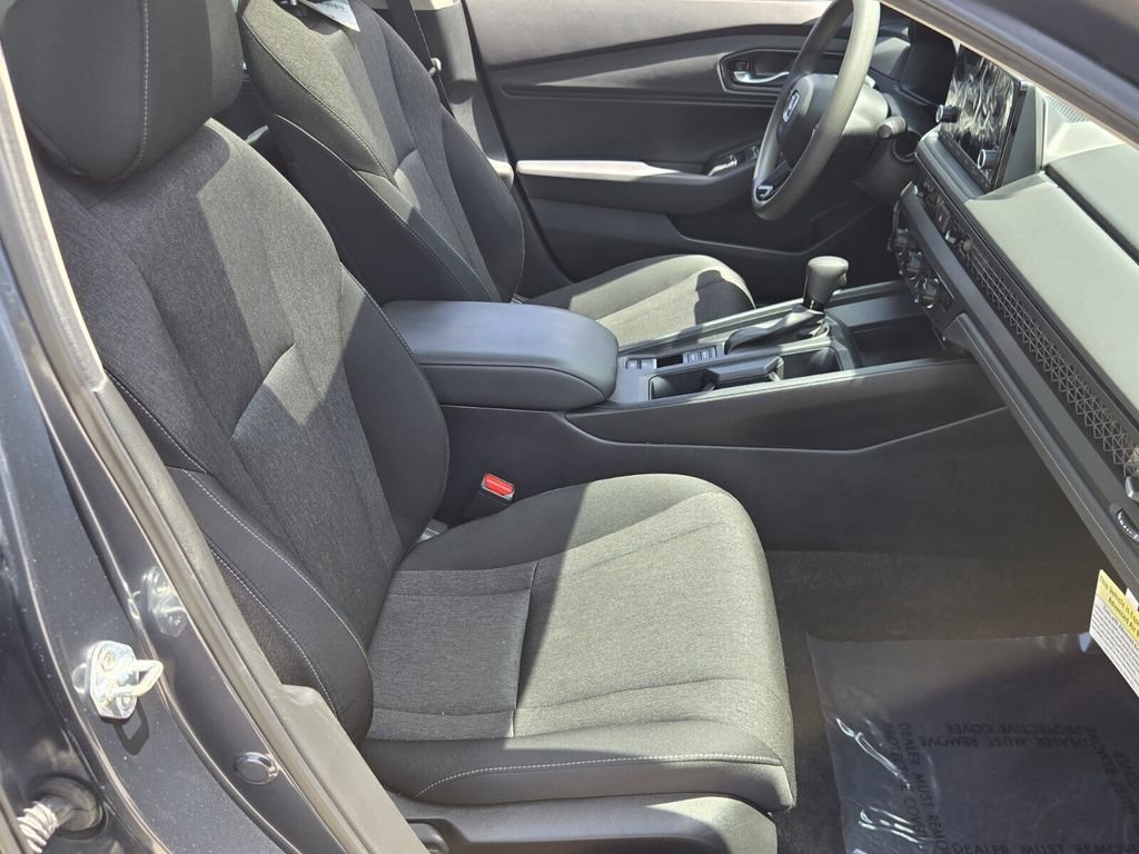 Used 2024 Honda Accord EX image 17