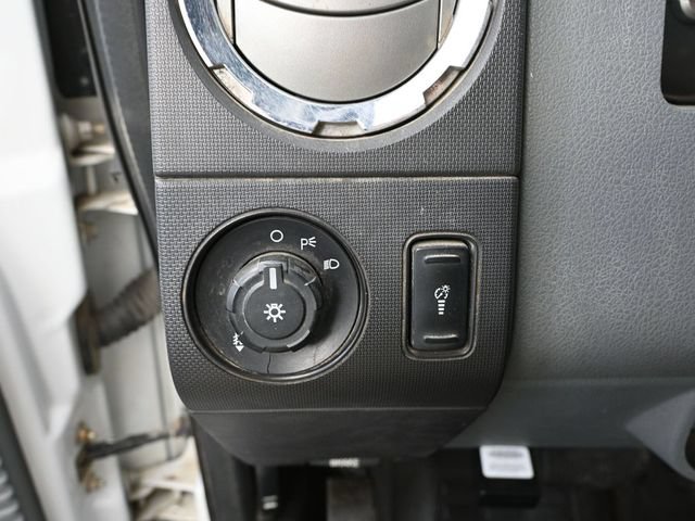 Used 2011 Ford F350 XLT w/ Camper Pkg AWD/4WD image 27