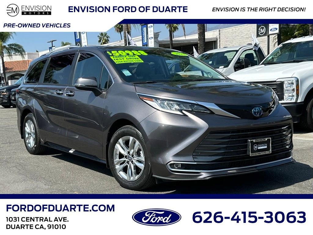 Used 2023 Toyota Sienna Limited