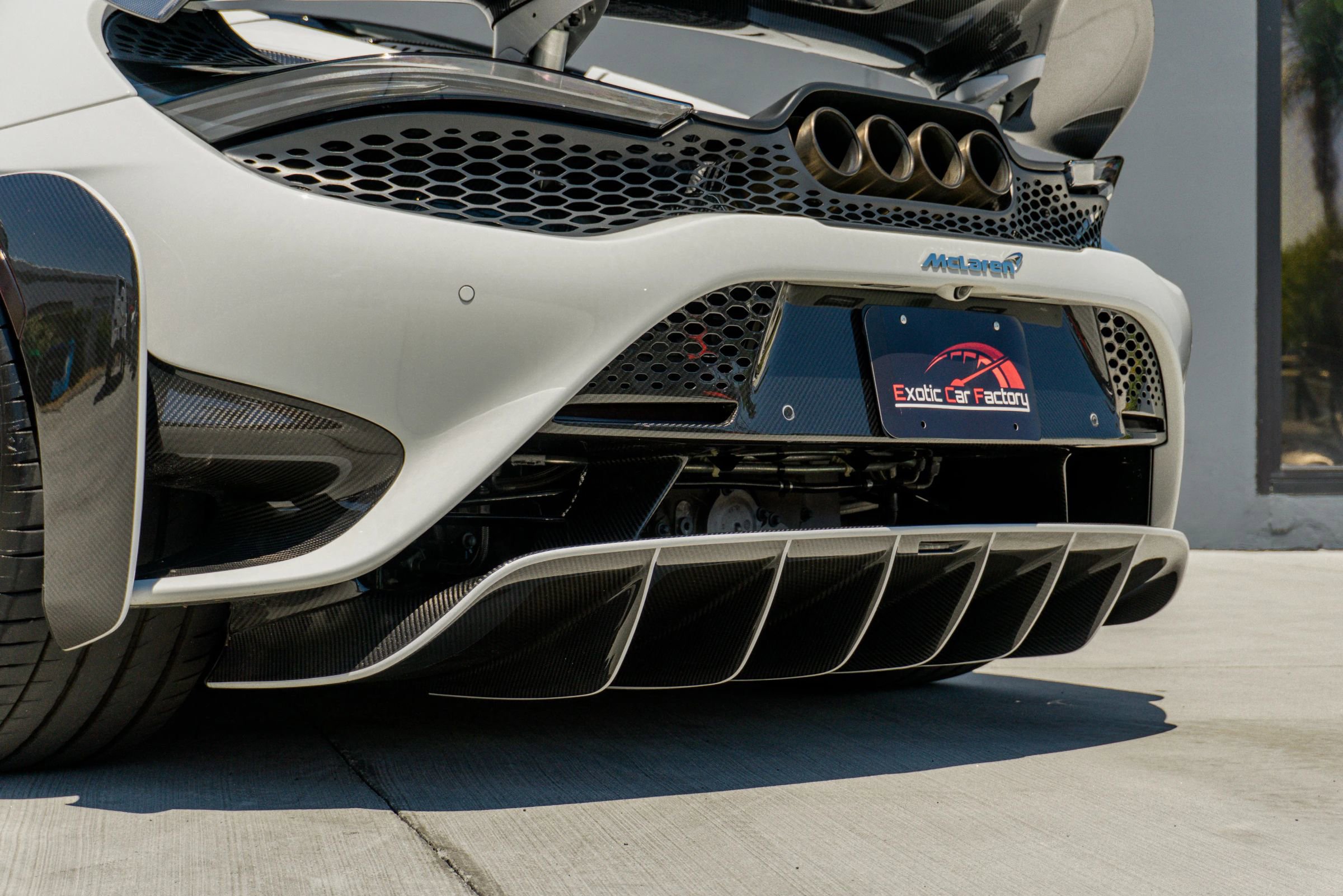 Used 2022 McLaren 765LT RWD image 55