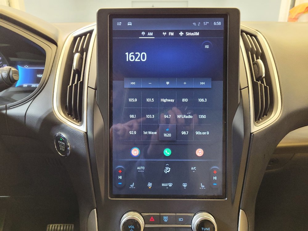 Used 2024 Ford Edge SEL image 25