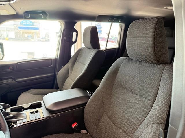 Used 2024 Toyota Land Cruiser image 12
