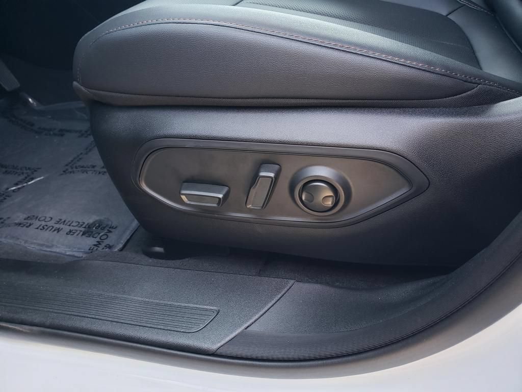 New 2026 Jeep Cherokee Limited AWD/4WD image 14