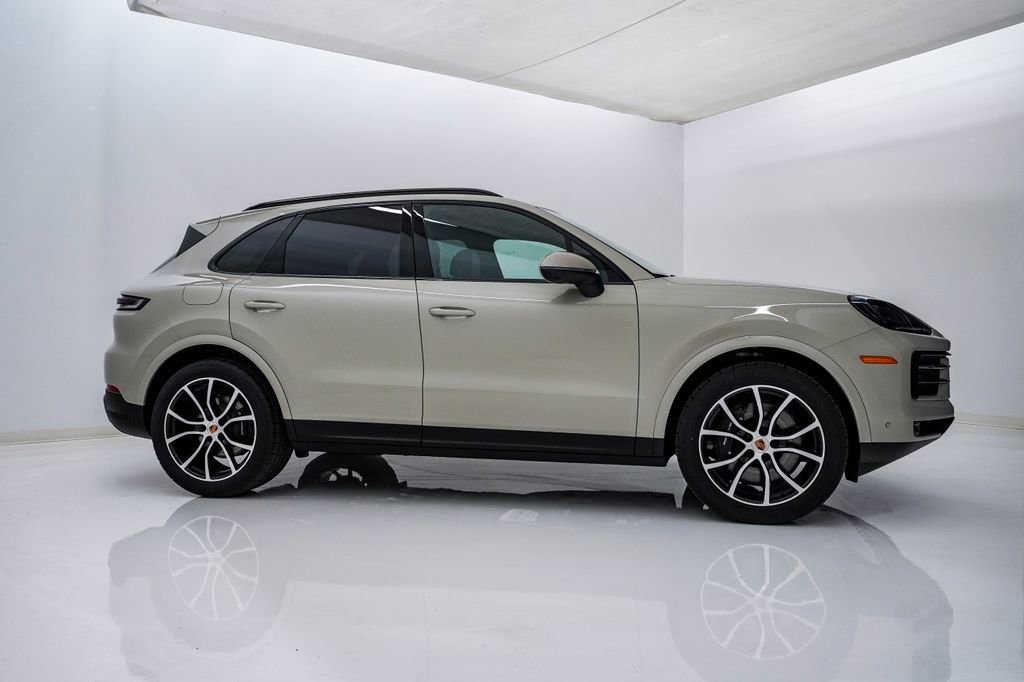 New 2026 Porsche Cayenne image 9