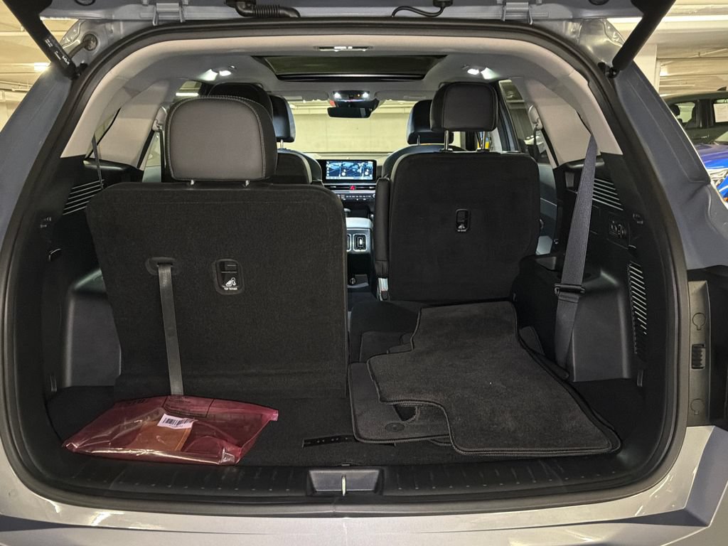Certified 2025 Kia Sorento EX w/ Panoramic Sunroof Package FWD image 6