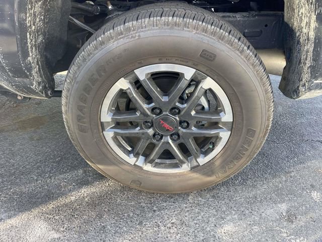 Used 2025 Toyota Tacoma TRD Sport w/ TRD Sport Premium Package image 8