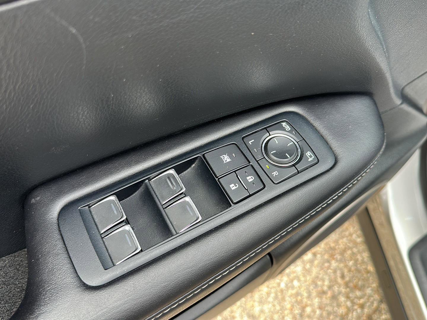 Used 2019 Lexus RX 350L FWD image 23