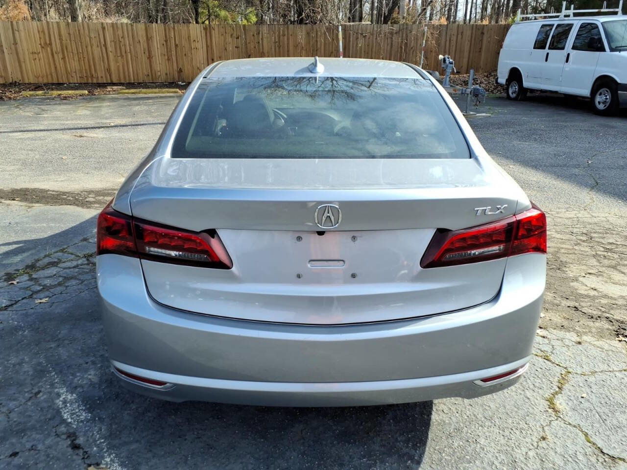 Used 2017 Acura TLX V6 w/ Technology Package image 4