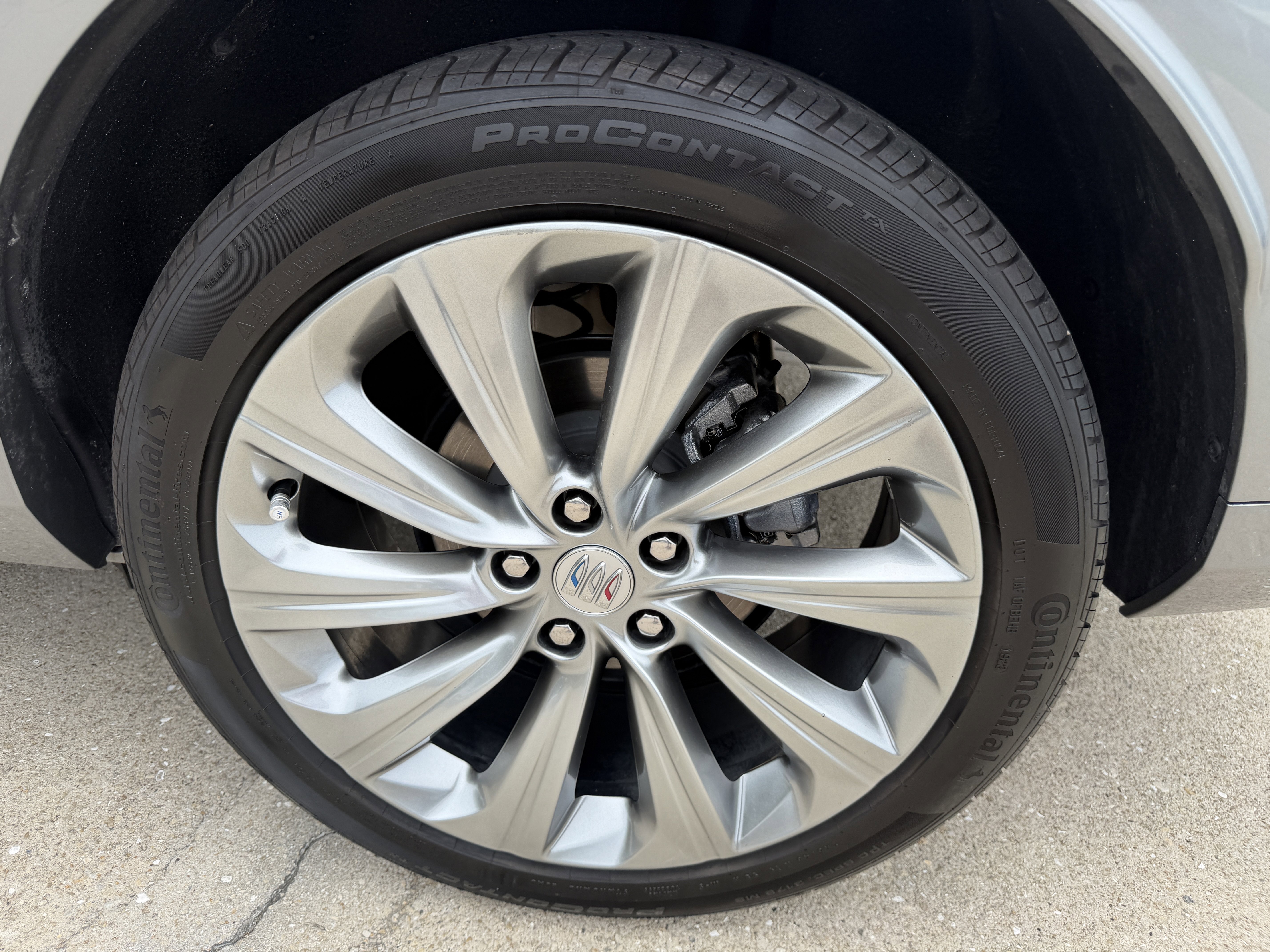 Used 2024 Buick Envista Avenir FWD image 31