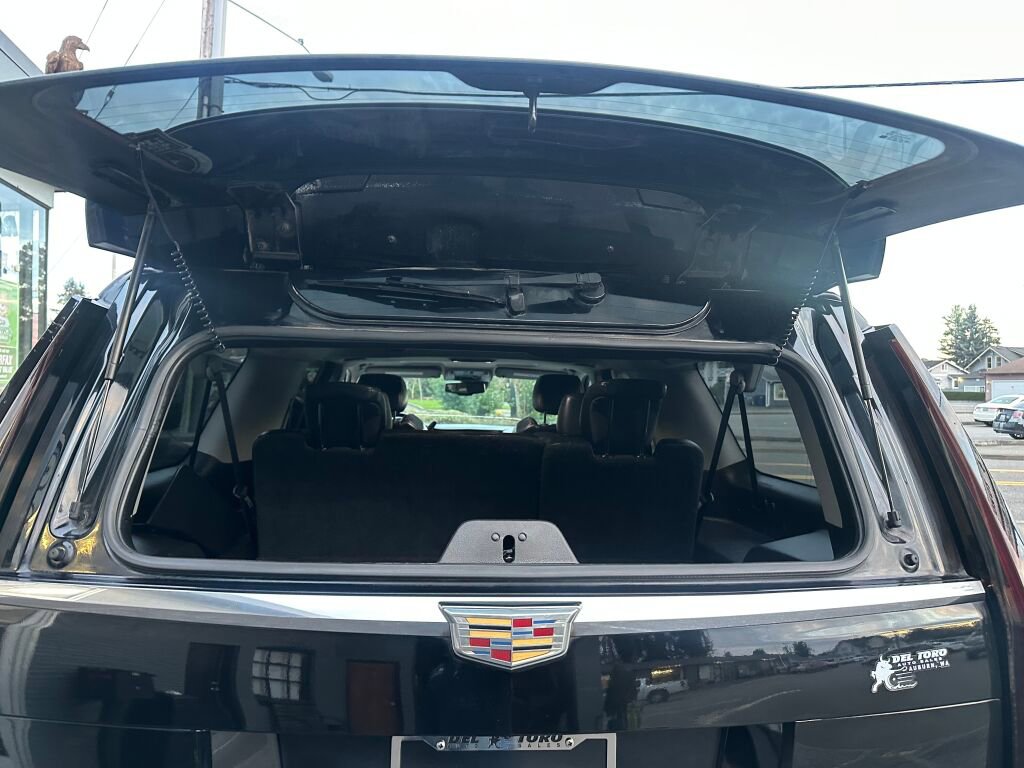 Used 2015 Cadillac Escalade ESV Luxury AWD/4WD image 18