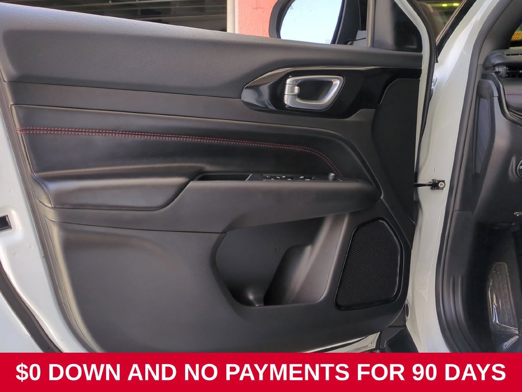 Used 2025 Jeep Compass Trailhawk AWD/4WD image 11
